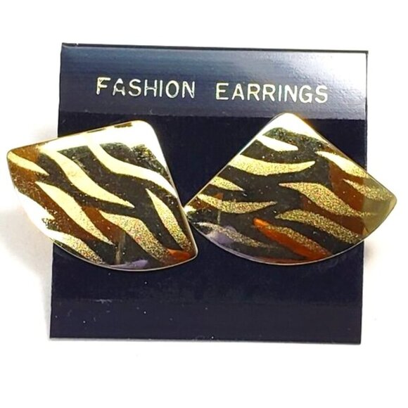 Bold Gold Tone Zebra Print Stud Earrings – Retro Animal Print Statement Jewelry - Picture 1 of 6